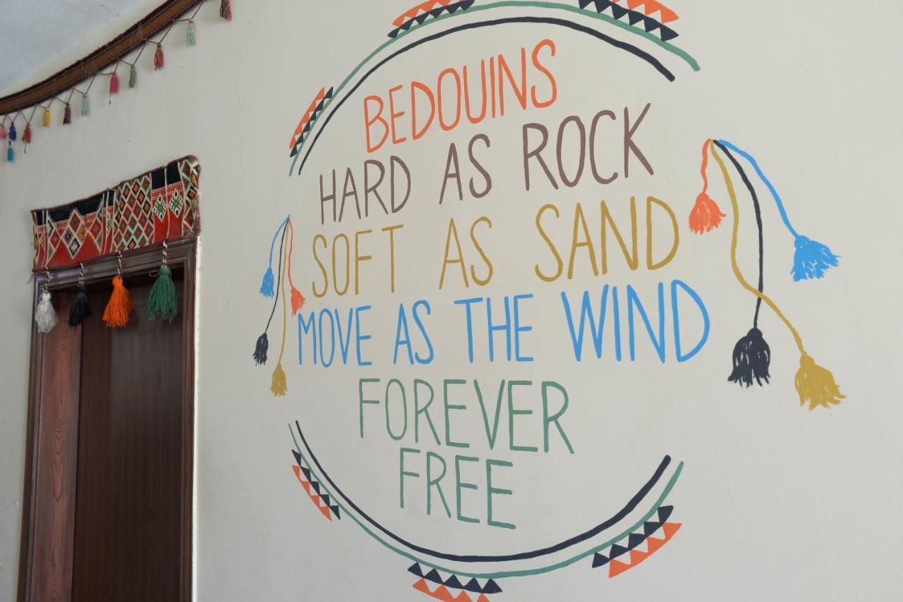 Happy Bedouin House Petra Bed & Breakfast Al Hayy ภายนอก รูปภาพ