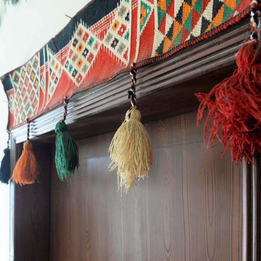 Happy Bedouin House Petra Bed & Breakfast Al Hayy ภายนอก รูปภาพ