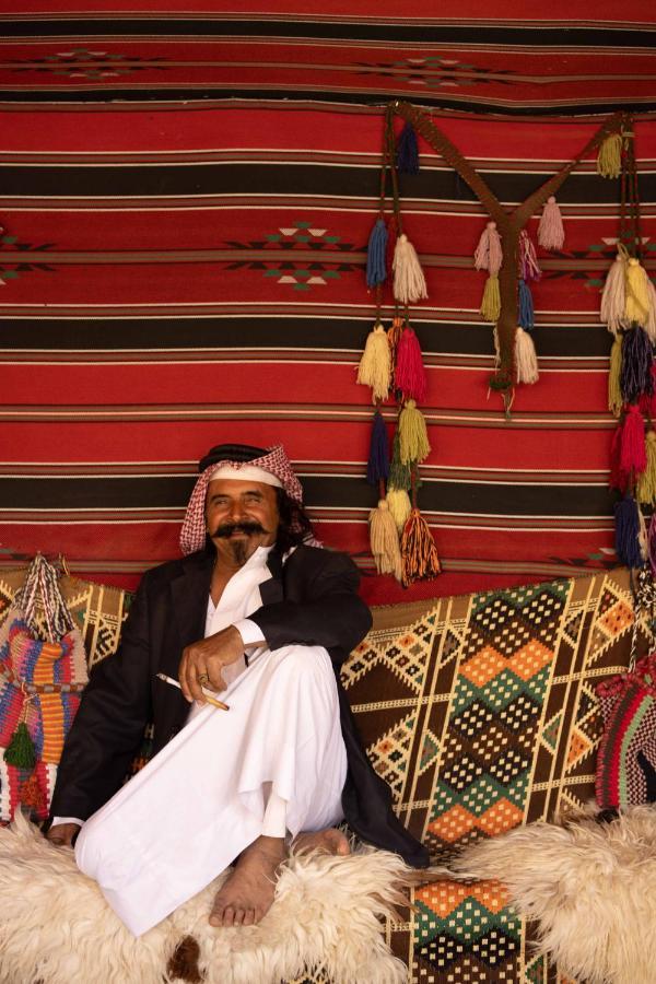 Happy Bedouin House Petra Bed & Breakfast Al Hayy ภายนอก รูปภาพ